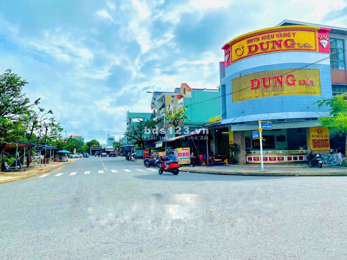 Bán gấp đất đô thị mặt tiền sát trục Hùng Vương giữa Thị trấn sầm uất