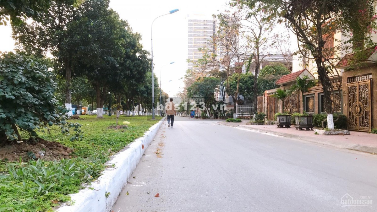 chỉ 06tr cho thuê Biệt thự đơn lập 204m2 xây thô hoàn thiện mặt ngoài 03 tầng tại KĐT Tân Tây ĐÔ