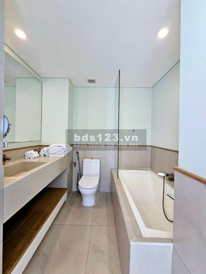 CC bán tòa căn hộ Fusion Suites để lại toàn bộ nội thất view trực diện biển