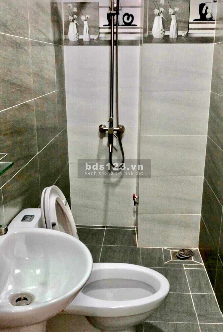 Bán nhà Tân Bình, hẻm xe hơi, Gần Phan Huy Ích, 4 tầng, 50m2, Giá 4,9 tỷ