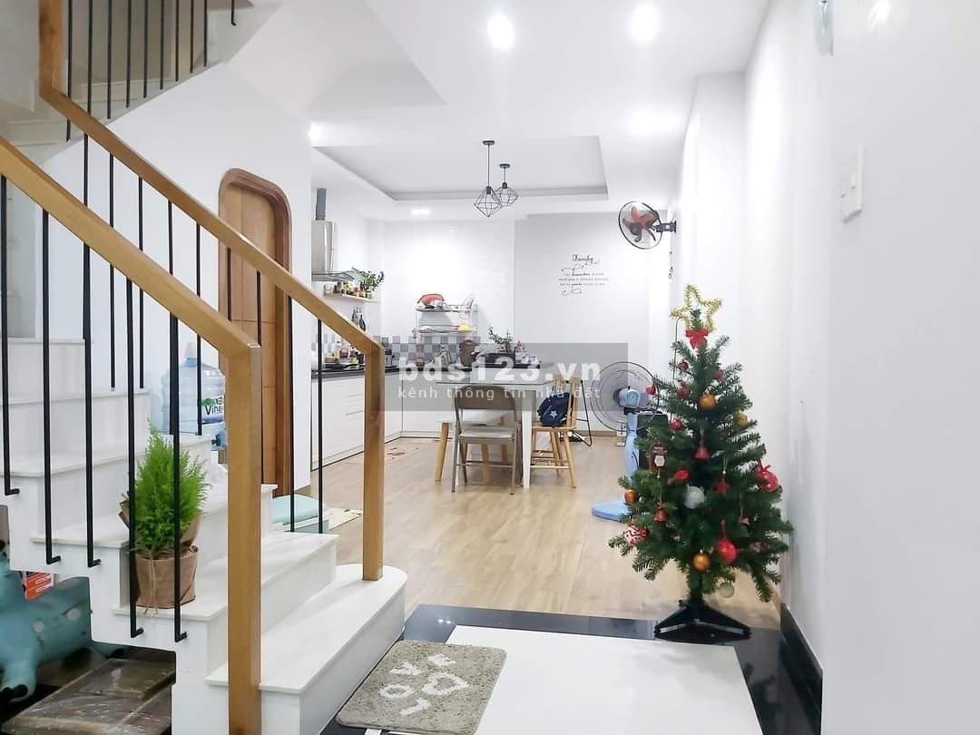 Bán nhà ngộp tuyệt phẩm Tân Bình HXH, 58m2, 4 tầng, BTCT nhích 8 tỷ