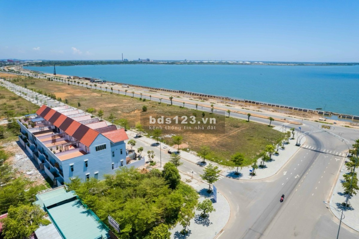 Chính Chủ Cần tiền Bán Ngay Lô Trục 20m2 CL67 trục thông Vịnh An Hoà City