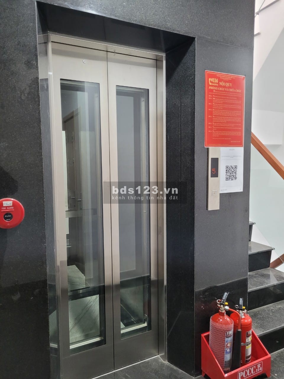 Cần bán CHDV 15 Phòng, Bình Thạnh, Thu nhập gần 100 triệu/ tháng, Giá 17 tỷ 99