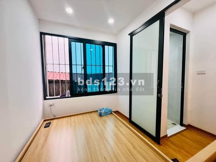 Bán căn hộ Phố Vũ Trọng Phụng, Thanh Xuân 60m, giá 1.96 tỷ.