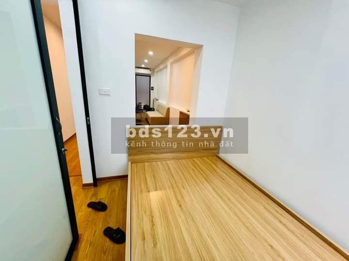 Bán căn hộ Phố Vũ Trọng Phụng, Thanh Xuân 60m, giá 1.96 tỷ.