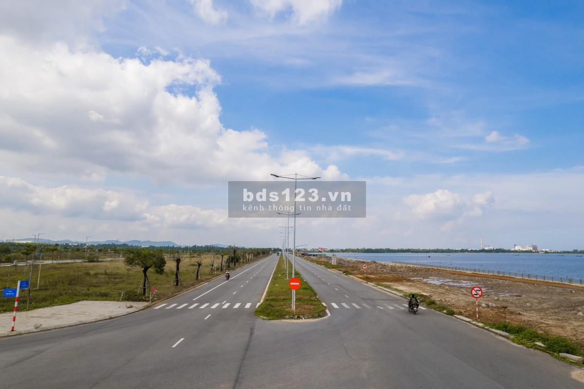 Đất nền vịnh an hoà núi thành quảng nam