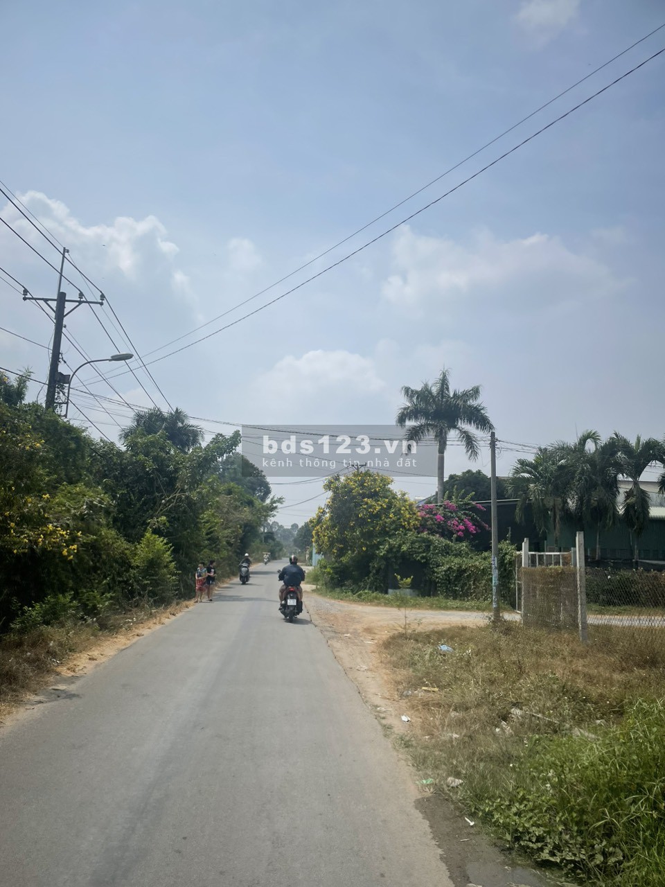 Gấp dãy trọ10 phòng thu nhập hơn 10tr/thag 7x28 Trung an Củ Chi 1ty550