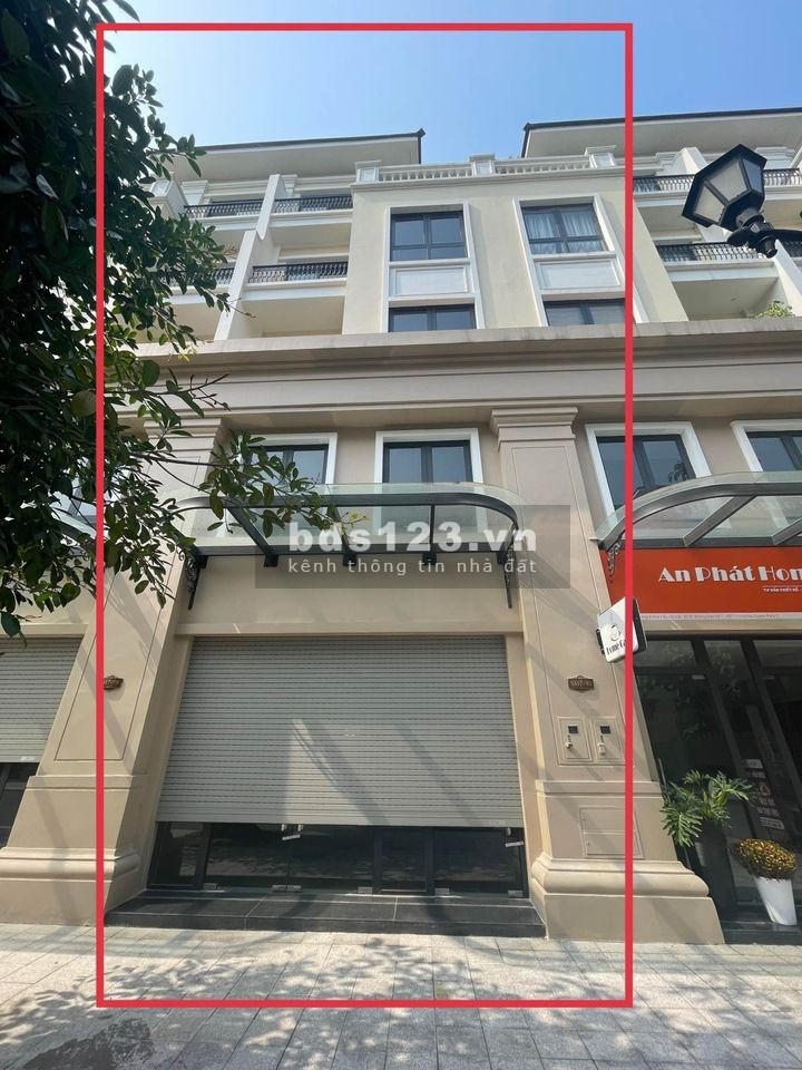 SHOpHouse mặt đường 20m SAN HÔ sịn sò vẫn còn tặng xe VF9 nhanh ko hết xe ạ