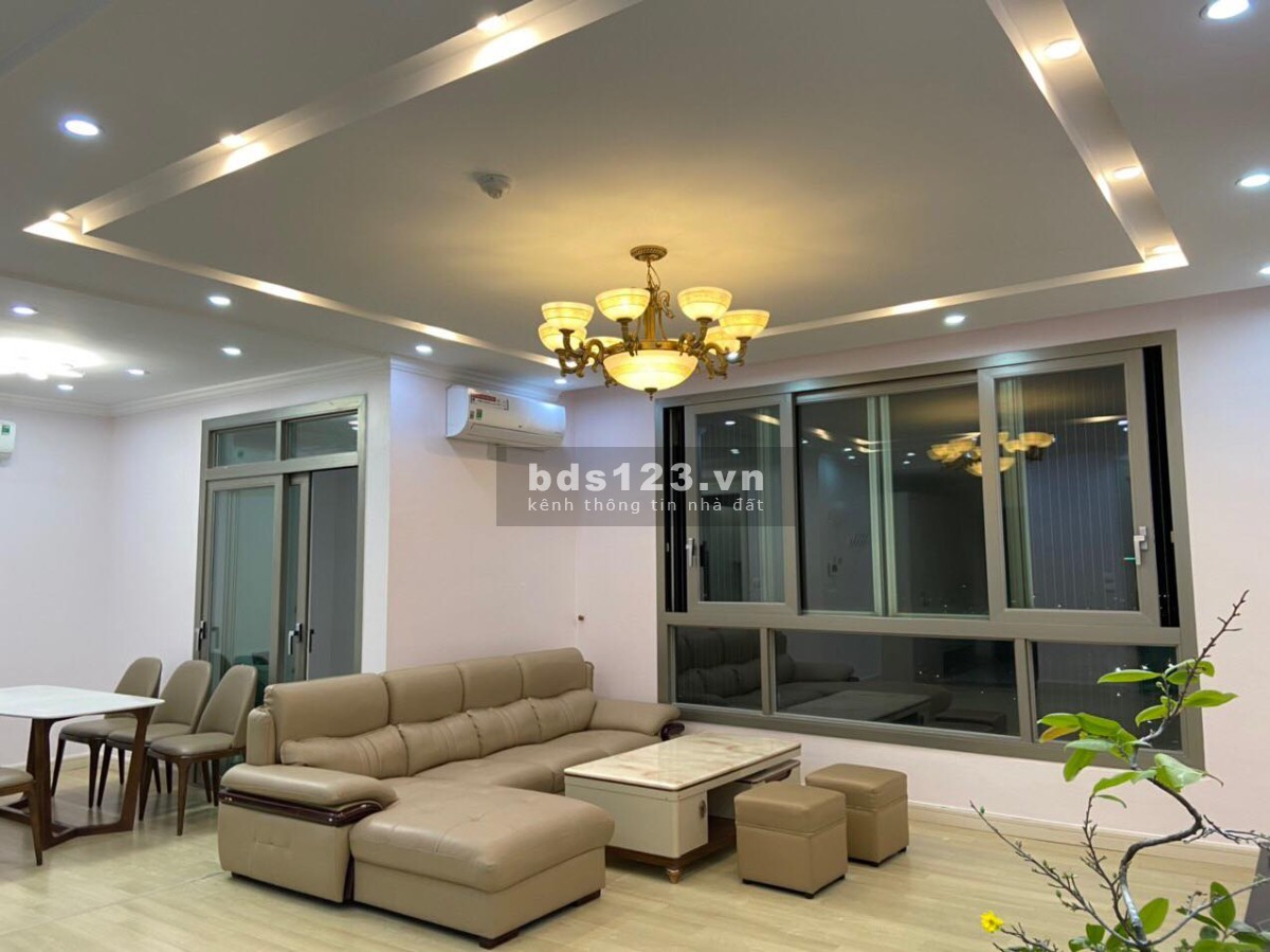 Bán căn hộ 3PN, 134m2 Chung cư C14 Bắc Hà, P. Trung Văn, giá 5,2 tỷ, đủ nội thất. Lh 0903222591