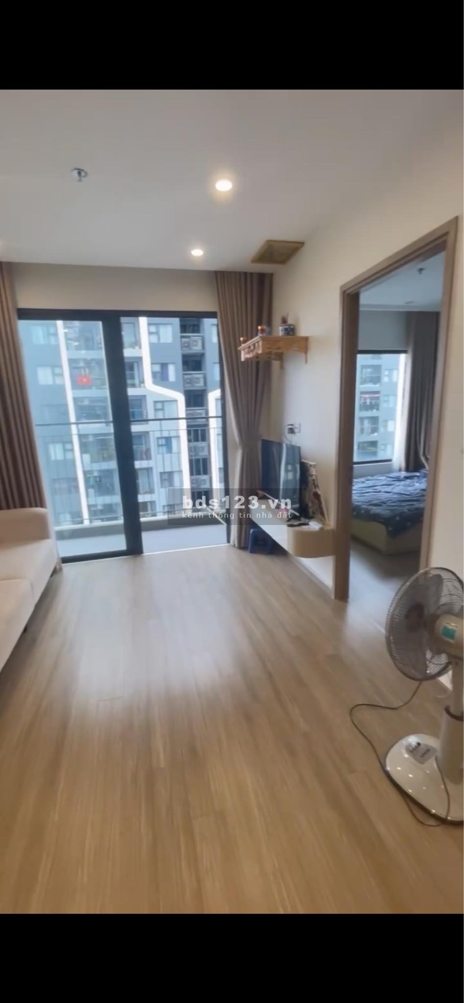 Chính chủ bán căn 2n2vs 54m Sakura 2 tầng hướng đẹp Vinhomes Smart Tây Mỗ