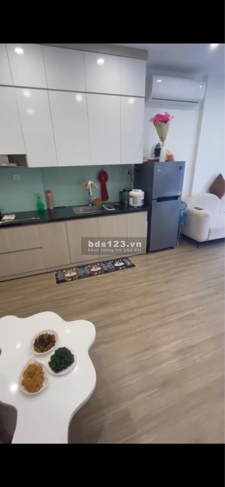 Chính chủ bán căn 2n2vs 54m Sakura 2 tầng hướng đẹp Vinhomes Smart Tây Mỗ