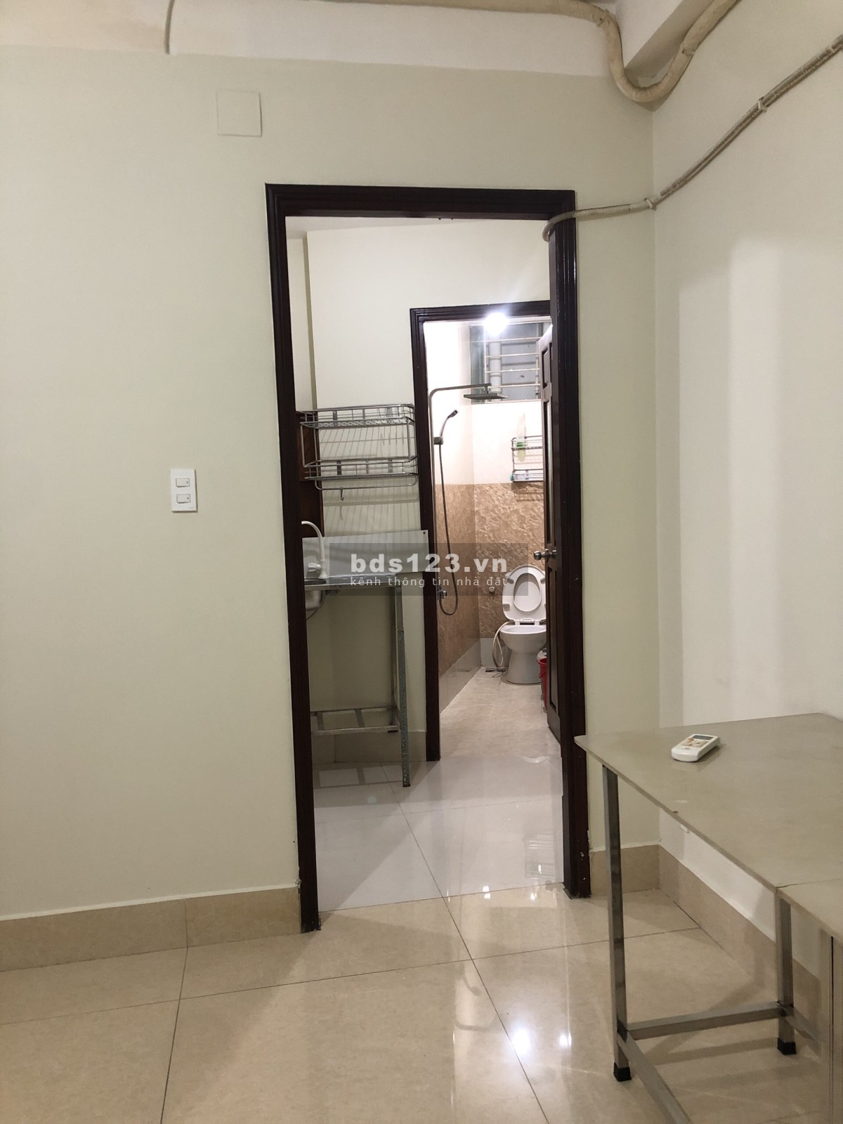Cho thuê căn hộ 45m2 tại Phan Đăng Lưu, q.Phú Nhuận giá 6tr