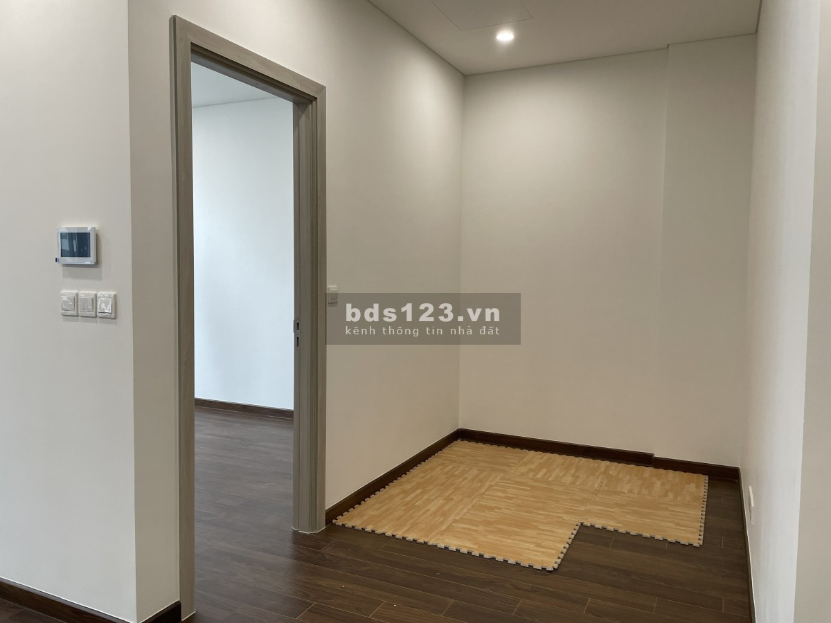 Chính chủ bán căn 1N+ Masteri C 43m2 trả tiến độ, tháng 4 nhận nhà Vinhomes Smart Tây Mỗ