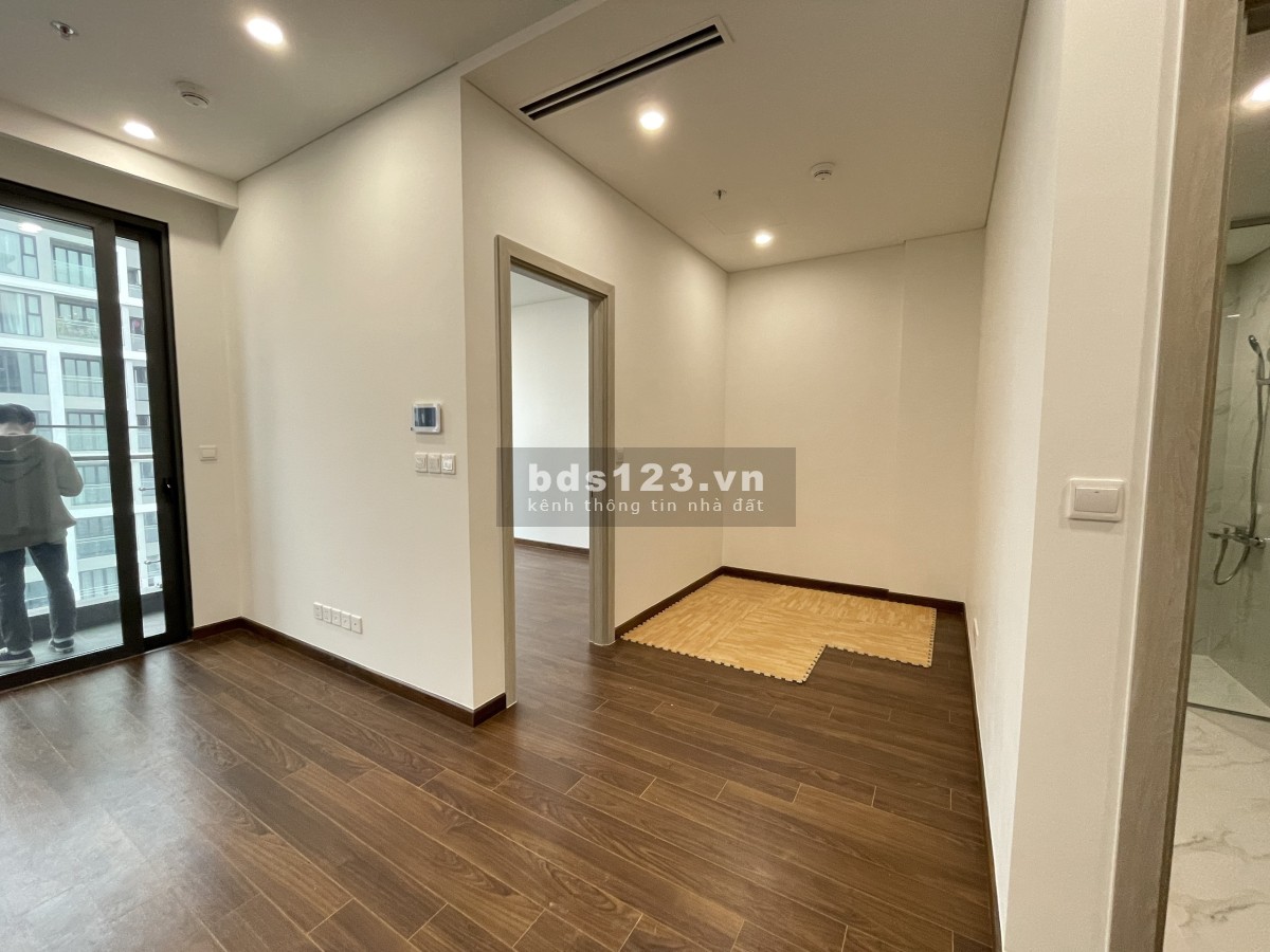 Chính chủ bán căn 1N+ Masteri C 43m2 trả tiến độ, tháng 4 nhận nhà Vinhomes Smart Tây Mỗ