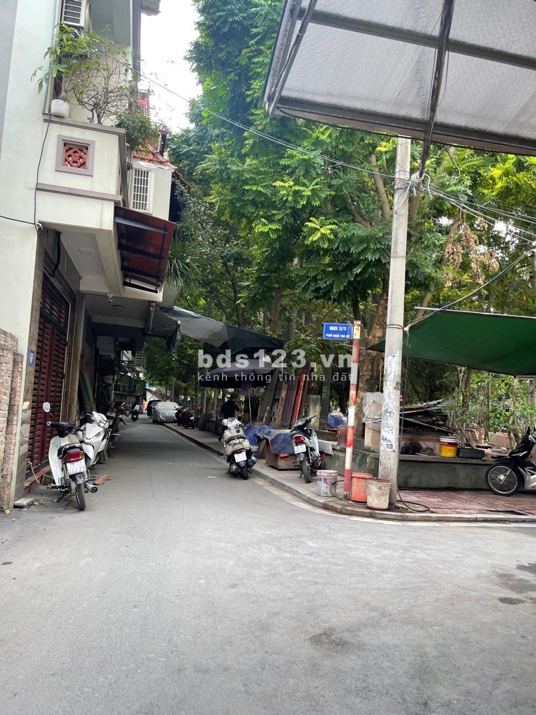 Bán nhà chính chủ Ngô Thì Sỹ, Vạn Phúc. Sổ đỏ chính