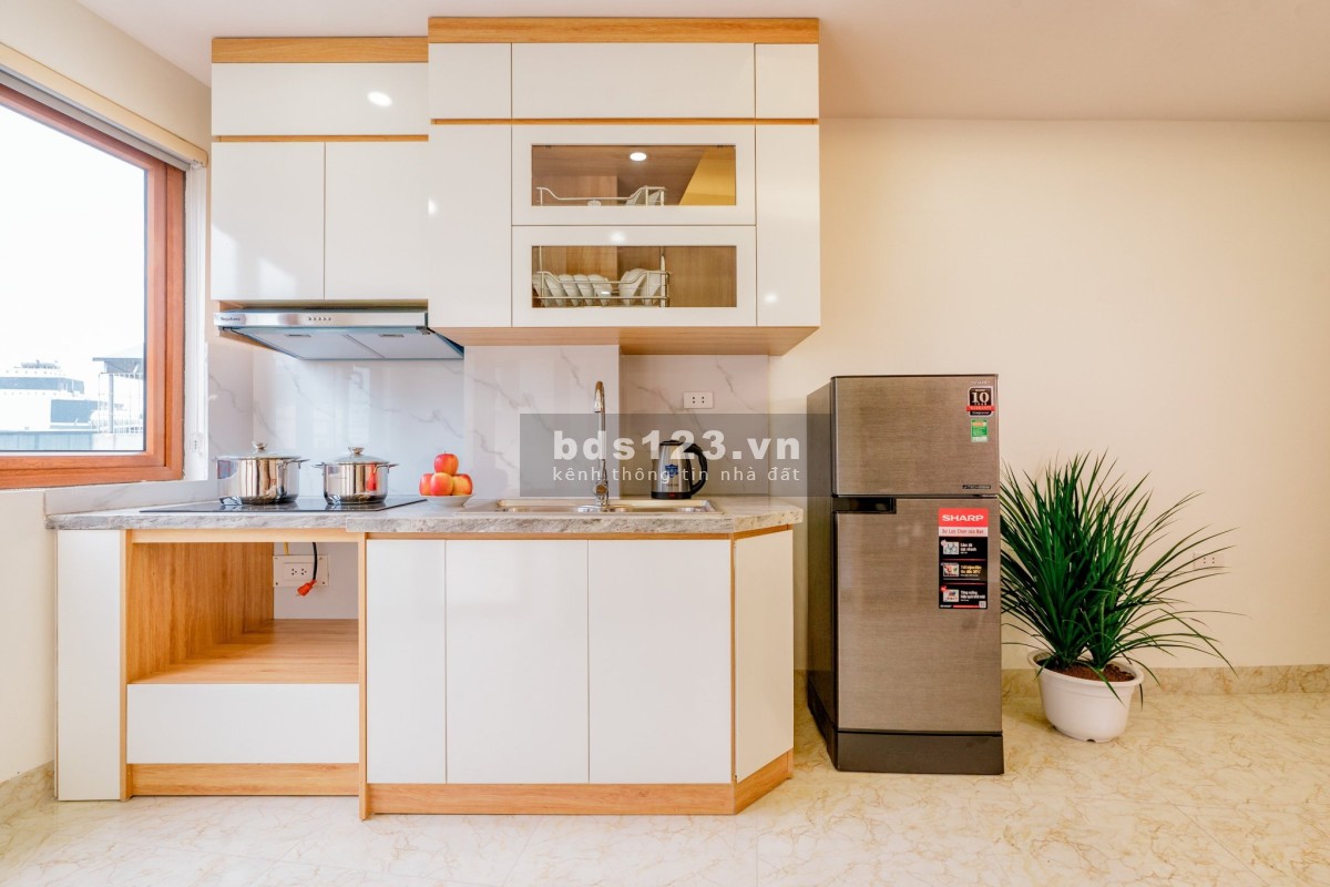 Cho thuê căn hộ dịch vụ cực đẹp full đồ trên đường Mễ Trì, gần Keangnam. Liên hệ: 0896 677 988