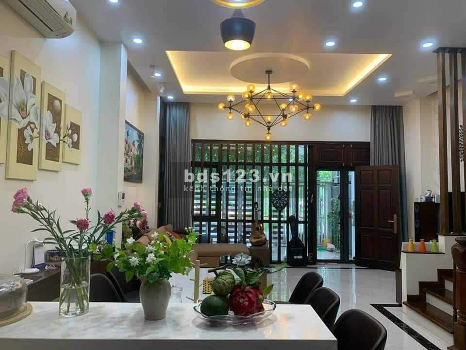 Nhà liền kề - Vỉa hè, view công viên – Kinh doanh, văn phòng đỉnh - Hai thoáng trước sau nhỉnh 13 tỷ