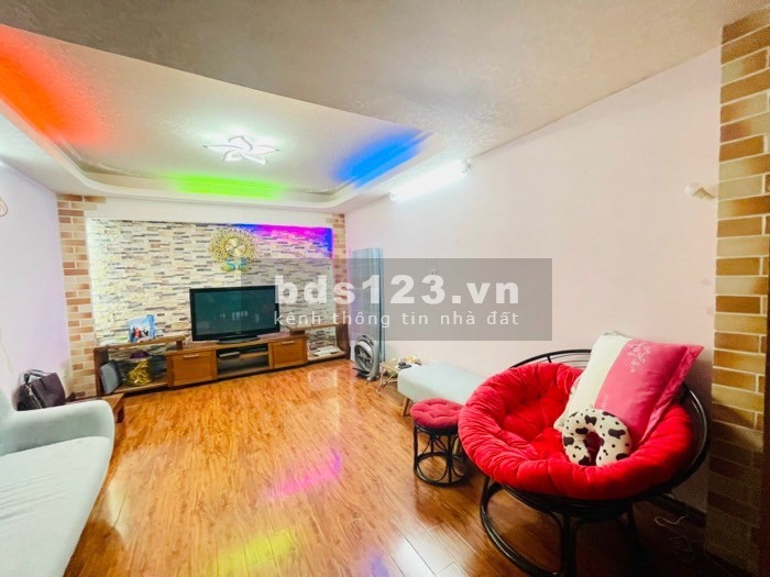 Chính chủ cần bán nhà diện tích 42m2, 5 tầng tại Vạn Phúc, Hà Đông