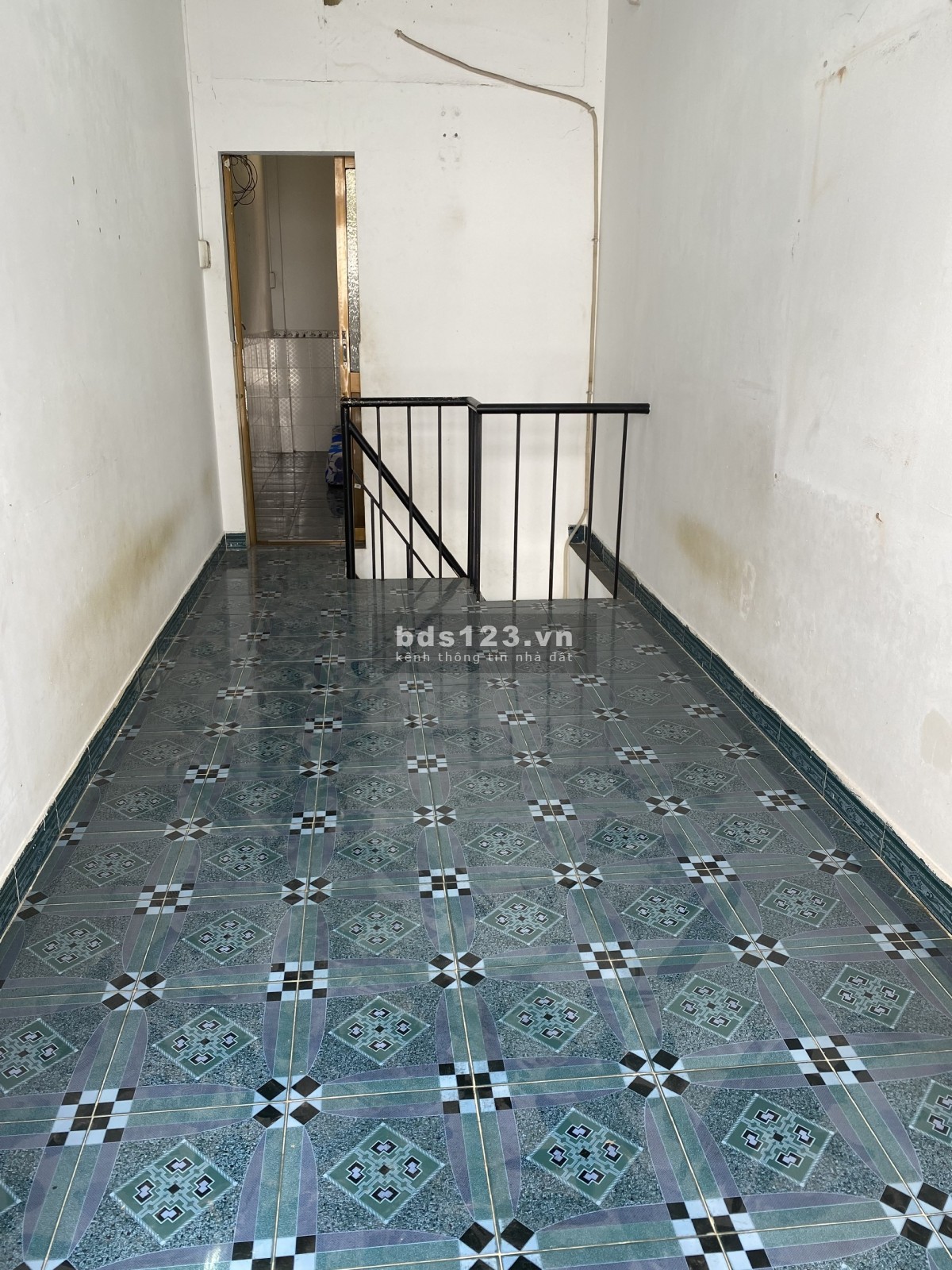 Chính chủ cần bán nhà hẻm 27, P15, Q. BT. Ngay cầu Điện Biên, giáp ranh quận1. Giá 2,2 tỷ.