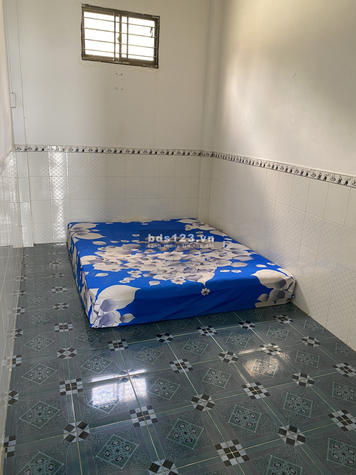 Chính chủ cần bán nhà hẻm 27, P15, Q. BT. Ngay cầu Điện Biên, giáp ranh quận1. Giá 2,2 tỷ.