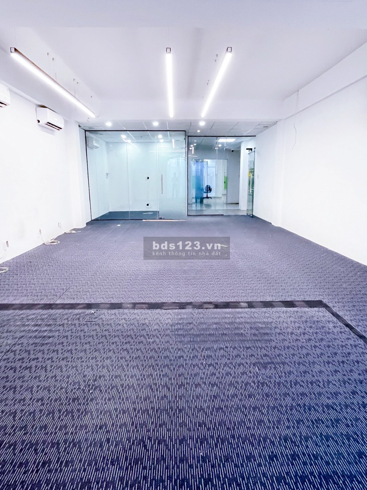 Cho thuê văn phòng đường Nguyễn Xí, Phường 13, Bình Thạnh- 70m2 giá thuê 18.00 triệu
