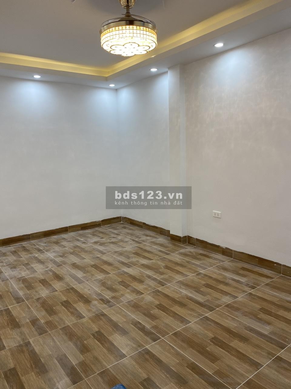 Bán nhà khu đô thị Xa La, Phúc La, Hà Đông mặt tiền 4.2m, giá 11 tỷ