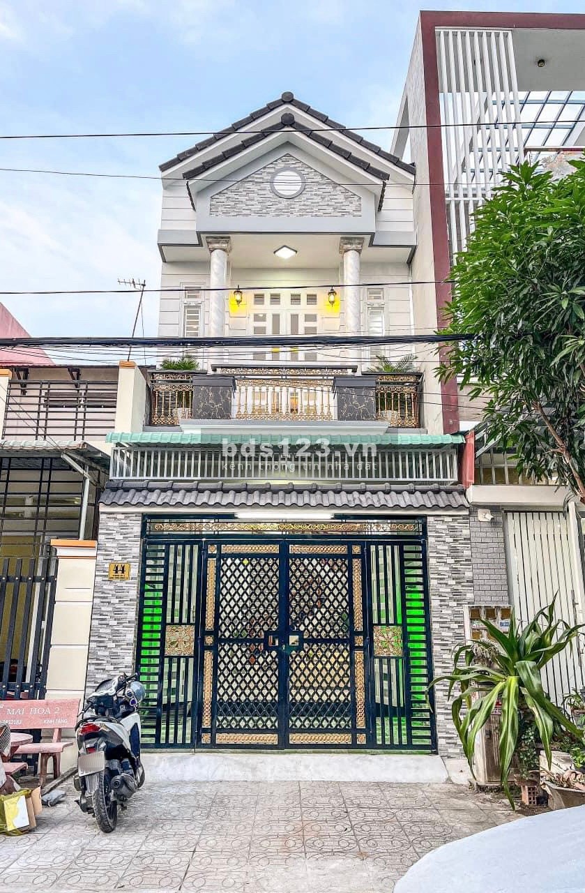 Nhà sổ hồng riêng Quốc Lộ 50 cầu Ông Thìn liên hệ 0898469638