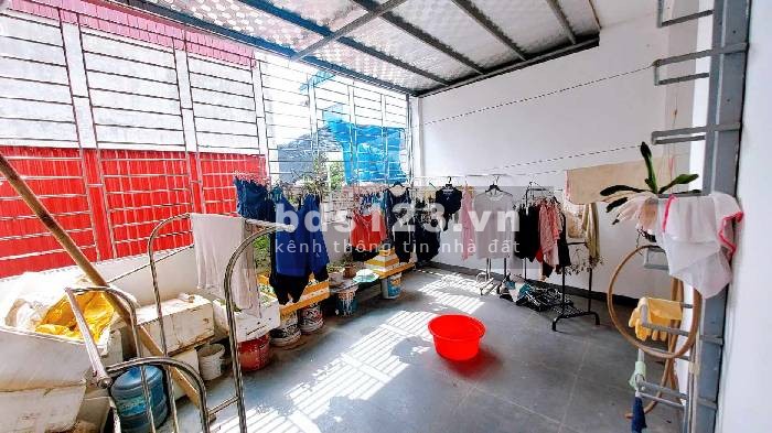 Bán nhà đất ở Đường Lê Lợi - Hà Cầu - Hà Đông mặt tiền 5.8m, giá bán 6.9 tỷ