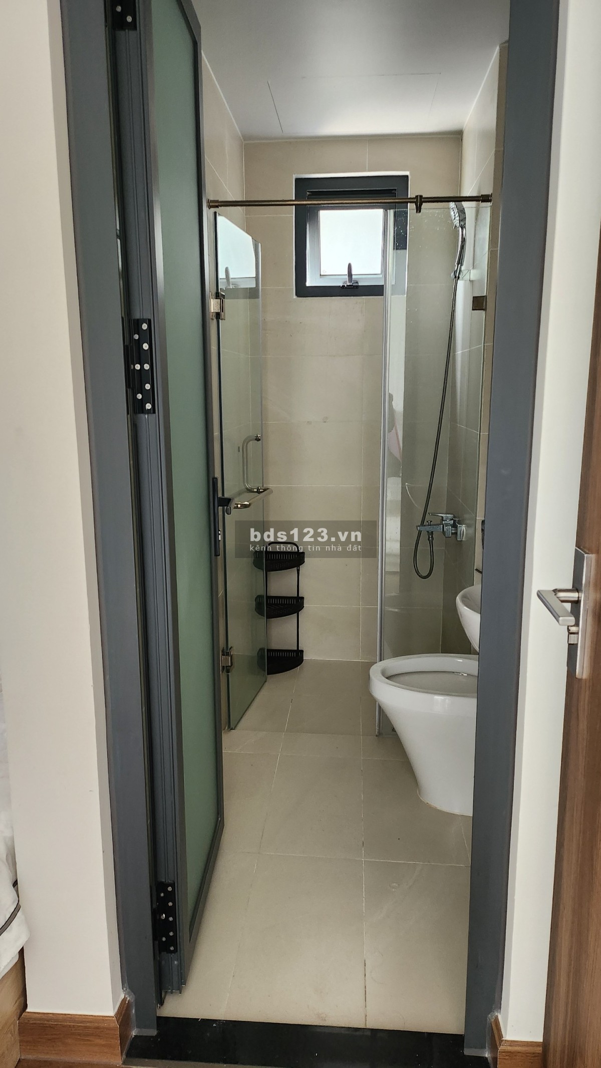 Mình cần share 1 phòng nữ trong căn hộ 2pn2wc full nội thất Q7 Riverside