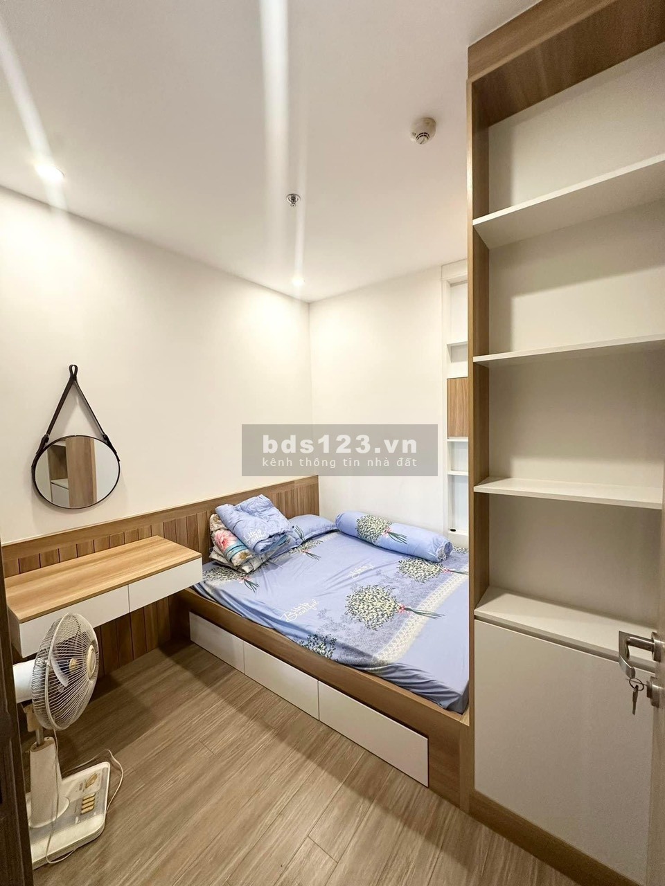 Vinhomes Ocean Park, Bán gấp căn hộ 2N, 1WC, 2 tỷ bao phí, full đồ