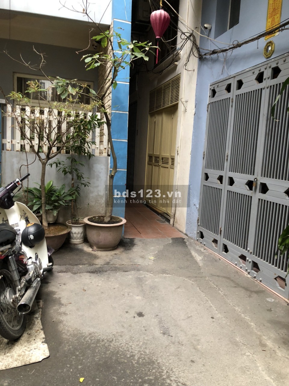 Bán nhà Tứ Liên, Nhà kiên cố sẵn, 65m2, 3 tầng, 5,7 tỷ