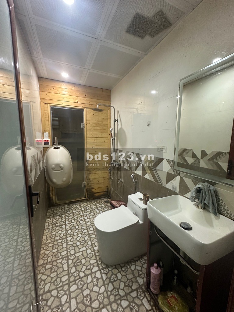 Chính chủ gửi bán nhà ngõ phố Khâm Thiên, diện tích 34m2, 4 tầng, giá nhỉnh 4 tỷ