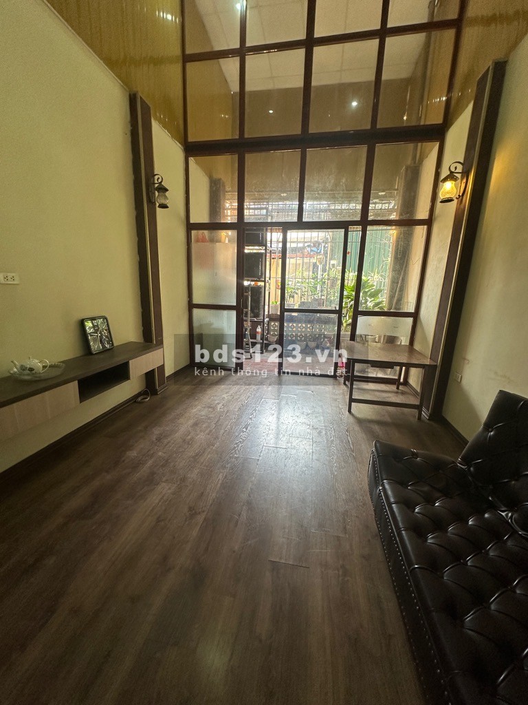 Chính chủ gửi bán nhà ngõ phố Khâm Thiên, diện tích 34m2, 4 tầng, giá nhỉnh 4 tỷ