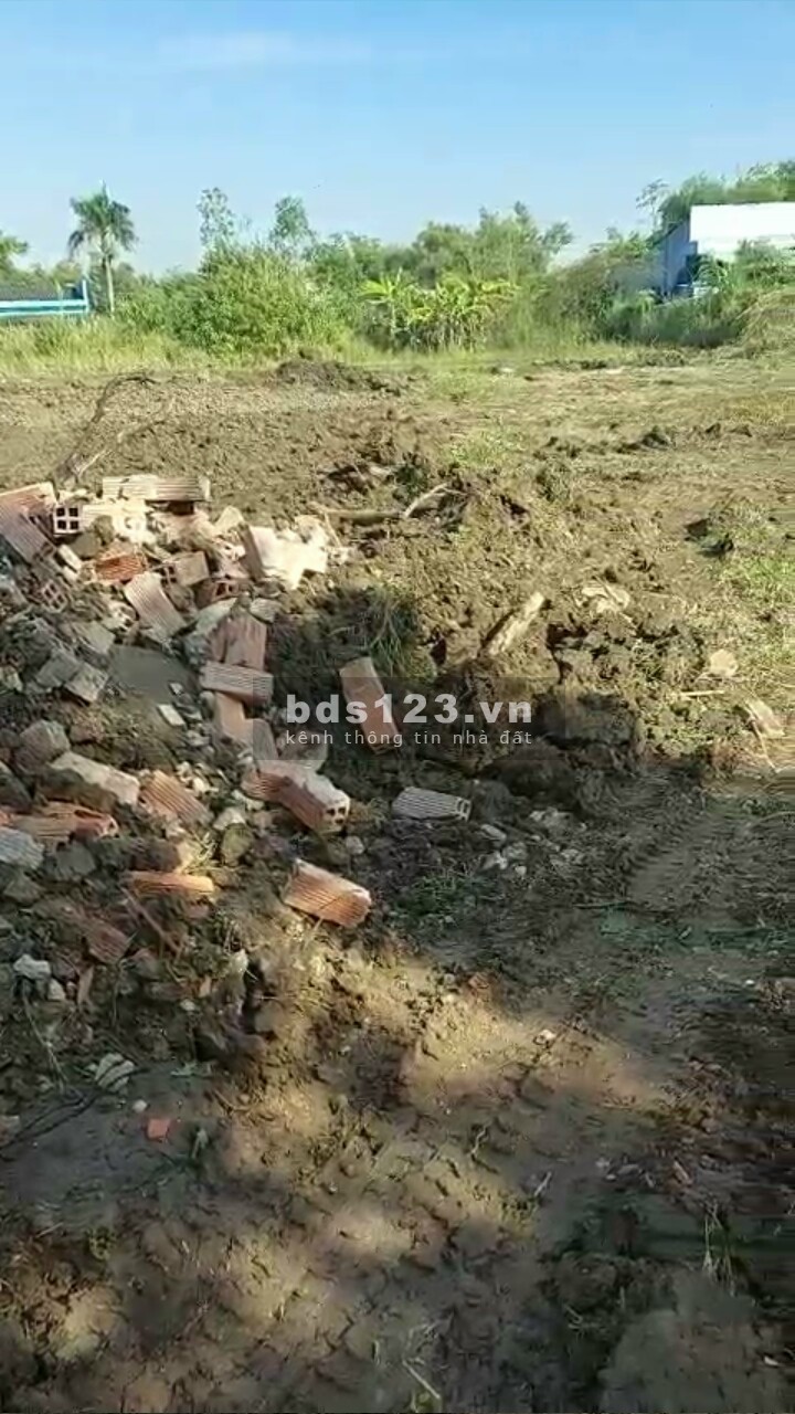 Bán đất nền tiện phân lô, làm nhà vườn tại Gò Công Đông, Tiền Giang. DT 53x34m sổ riêng