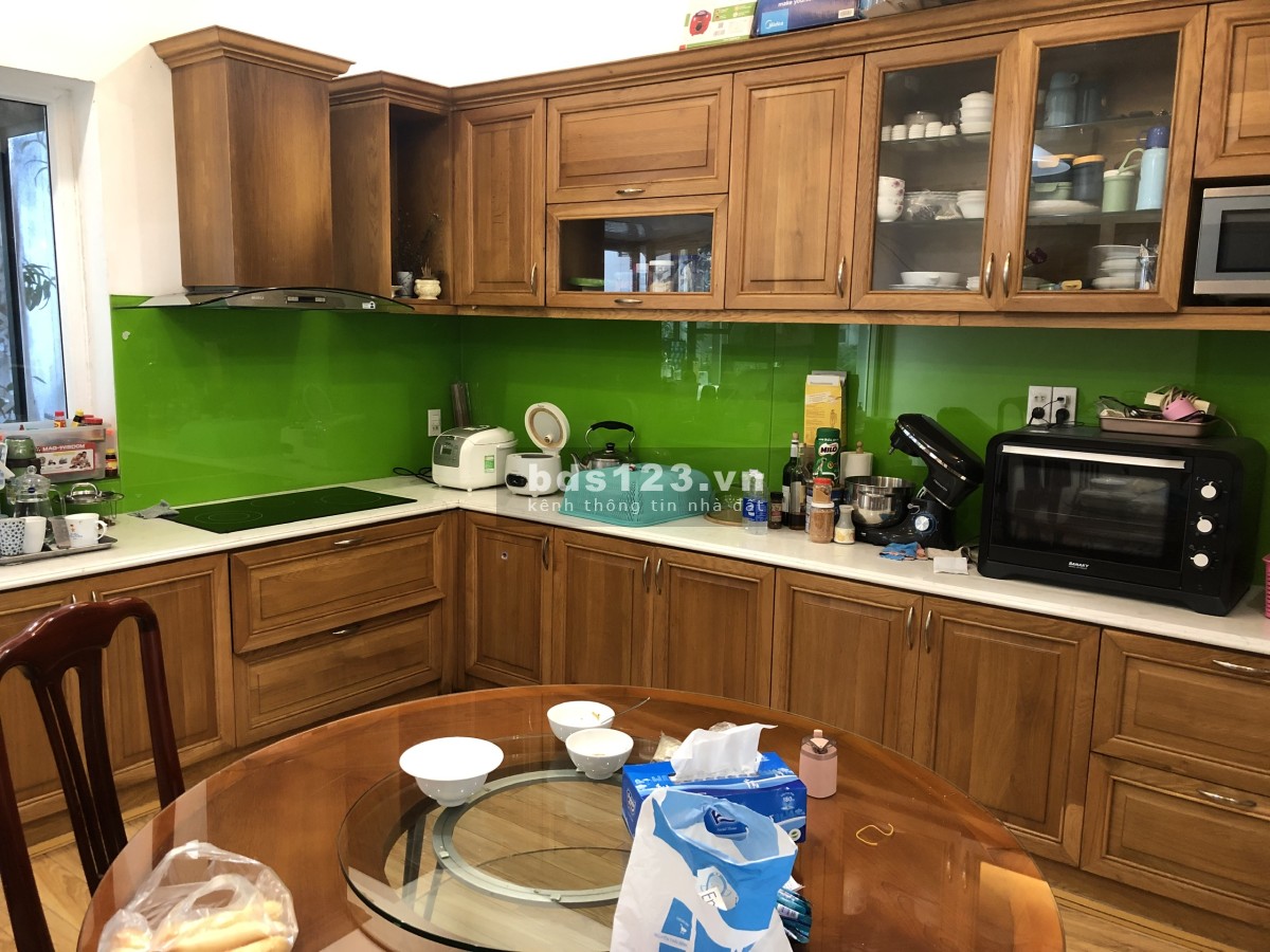 Cần bán gấp biệt thự Villa Park, 8x17 1 trệt 2 lầu Full nội thất, sổ hồng cá nhân, giá chỉ 18 tỷ TL