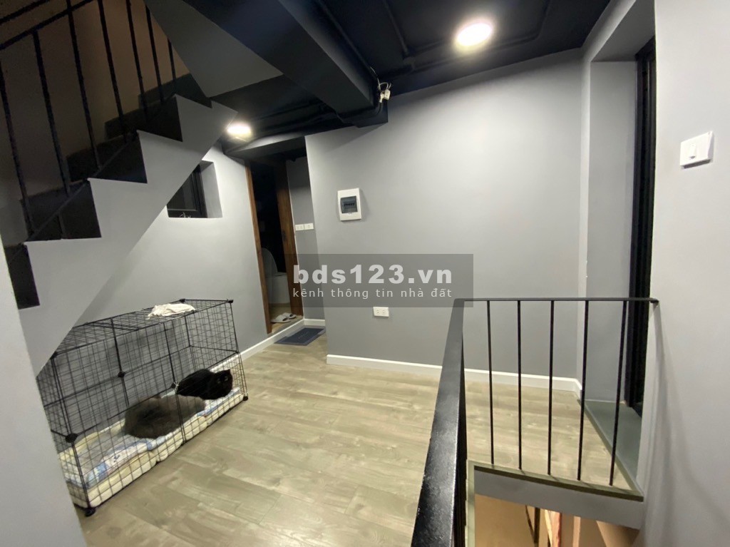 Nhà đẹp gần phố, full nội thất tại Cát Linh DT 30m2, 5 tầng, mặt tiền 6.1m, giá 5.6 tỷ