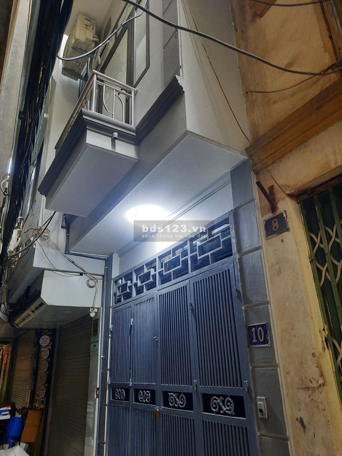 Hiếm nhà bán Đào Tấn 30m2x5T giá 6.35 tỷ ngõ thoáng