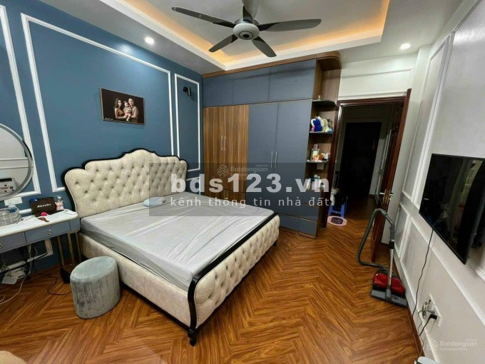 Bán nhà hẻm xe tải 156/ Tô Hiến Thành, Phường 15, Quận 10. Sau lưng nhà Mặt Tiền.