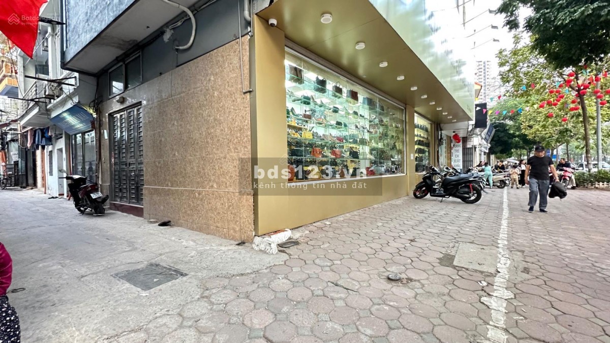 Nhà 2 mặt tiền 90m2*5T mới mặt đường đôi Tân Mai, cạnh CC Hoà Phát. Vị trí kinh doanh đắc địa, SĐCC