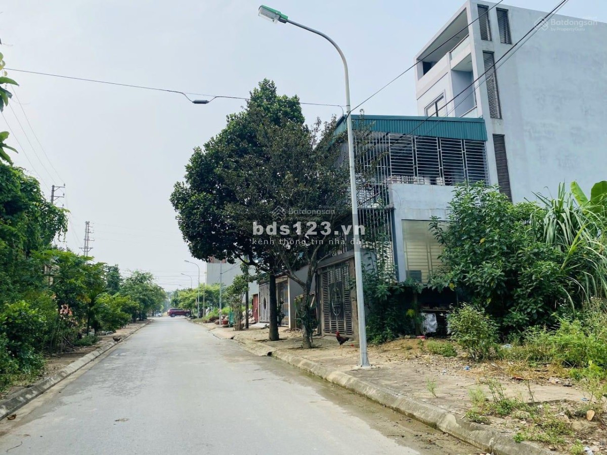 Lô đất đẹp tiềm năng 120m2 sát 2 chung cư mini cạnh đường…
