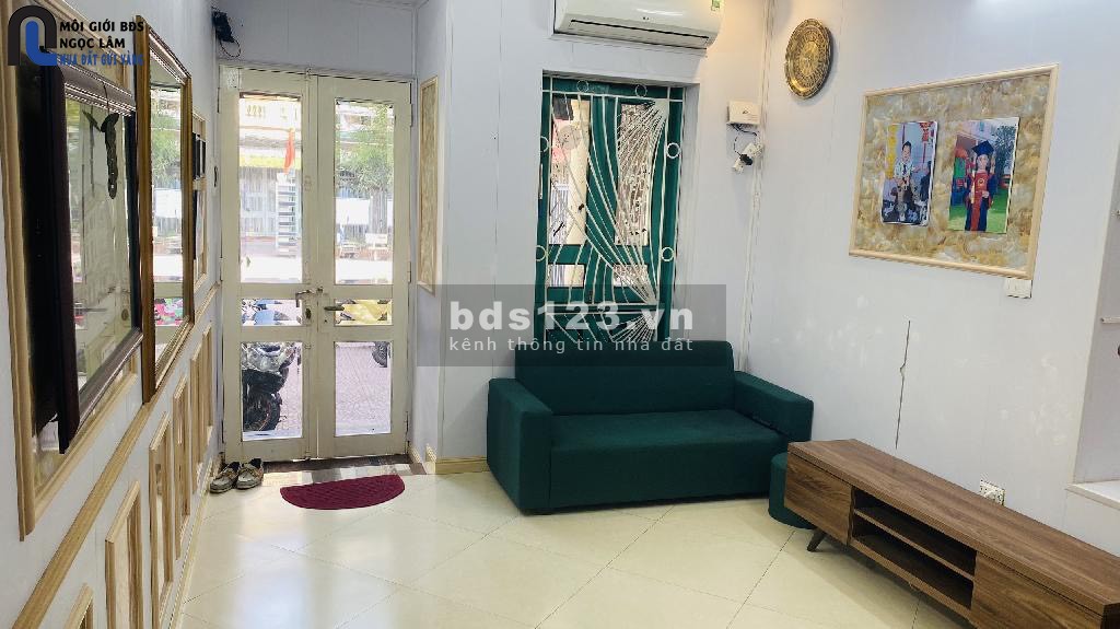 Nhà đẹp Thái Thịnh, ba bước ra phố, diện tích 43m2, nhỉnh 6 tỷ