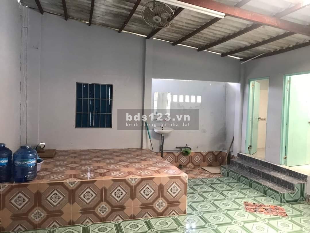 Bán nhà tại Gò Công Đông Tiền Giang, DT 9x43,5 nhà cấp 4 có 3PN 1,6 tỷ TL, Sổ hồng hoàn công