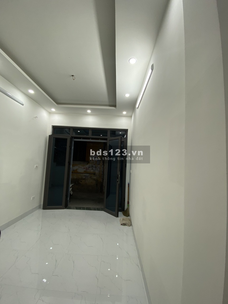 Hiếm nhà bán Đào Tấn 30m2x5T giá 6.35 tỷ ngõ thoáng