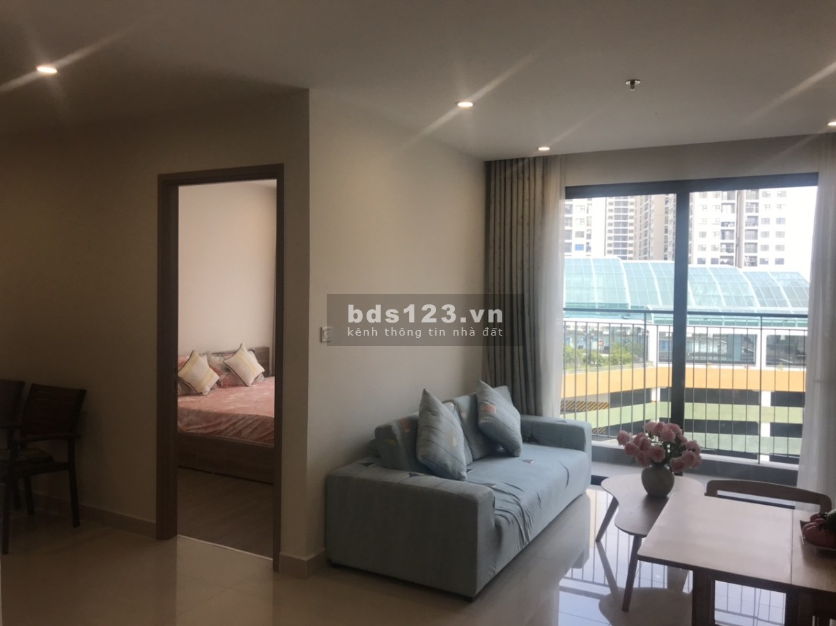 Bán gấp căn hộ 2N1WC, 2tỷ150 thu net, có sổ, không vay, Full nội thất, Vinhome Ocean Park