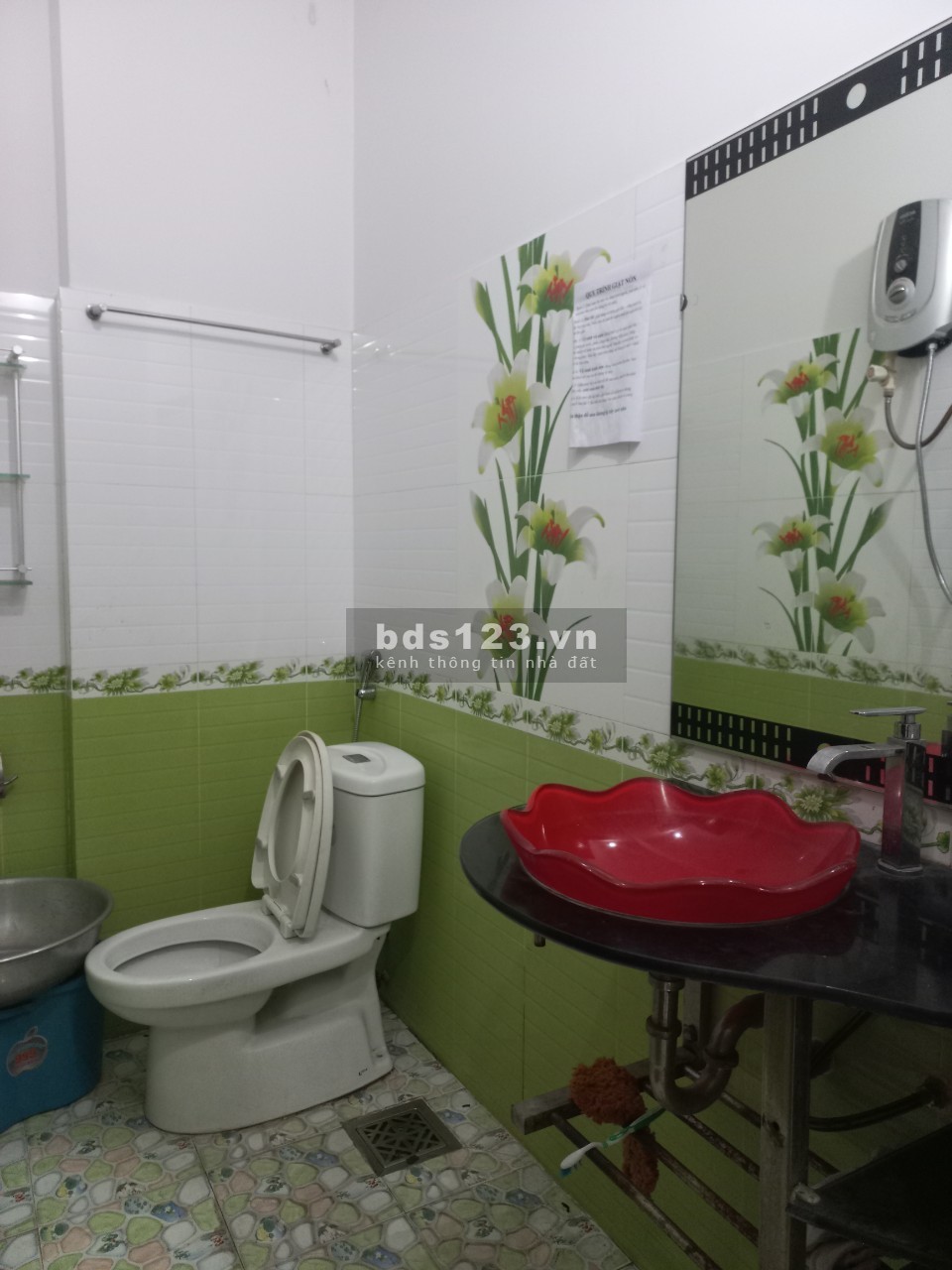 Nhà ngay ĐH Ngân Hàng, đường lớn, 1 trệt 2 lầu, 3pn 4wc