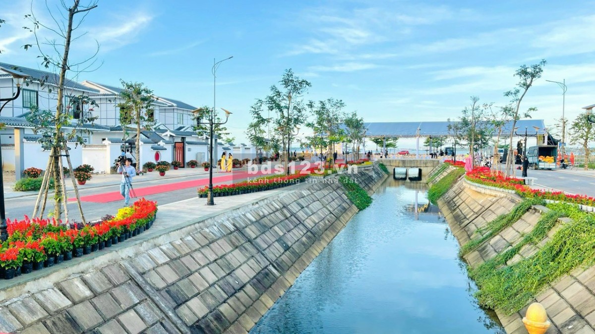 Bán lô góc sát trục đường chính DT 617 khu đô thị Vịnh An Hòa City thanh toán trước chỉ 900 triệu