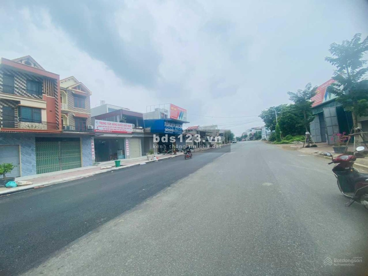Bán lô góc duy nhất tại gần quốc lộ 21 sau đại học FPT, xây cho thuê đẹp, diện tích 240m2, 25tr/m2