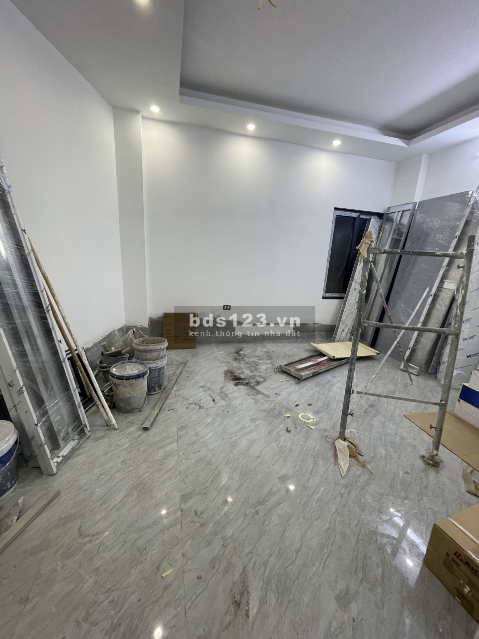 Bán nhà Trần Quốc Vượng, diện tích 52,5M2X5 tầng, thang máy giá 10,65 tỷ