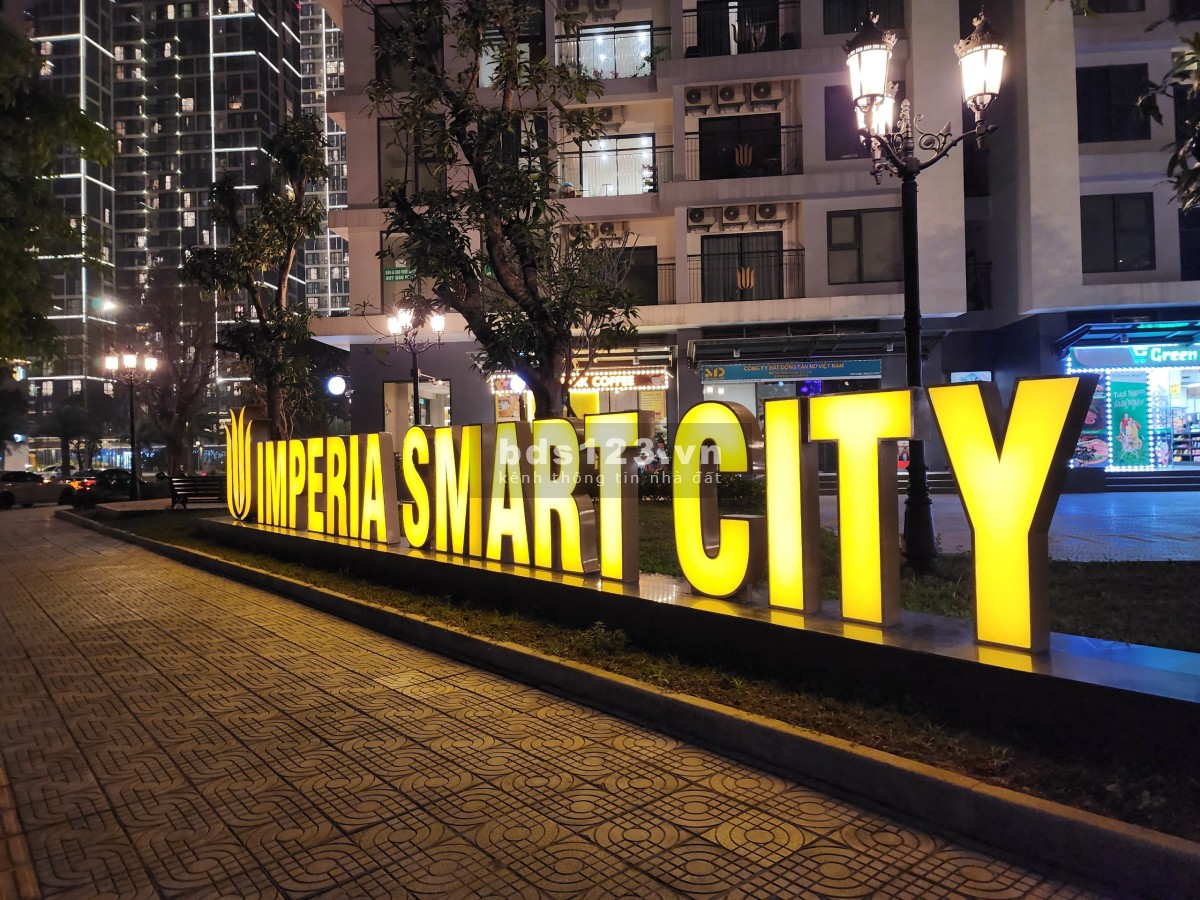 Bán căn hộ Imperia Smart City tòa I1 diện tích 55M2, 2PN nhỉnh 2,9 tỷ view bể bơi tuyệt đẹp