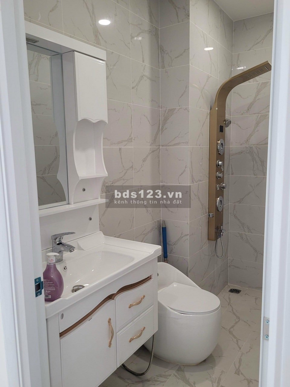 Nhà 2 mặt tiền Phú Nhuận, gần khu Vip Phan Xích Long, 4,4x12, 4 tầng, giá 16,8 Tỷ.